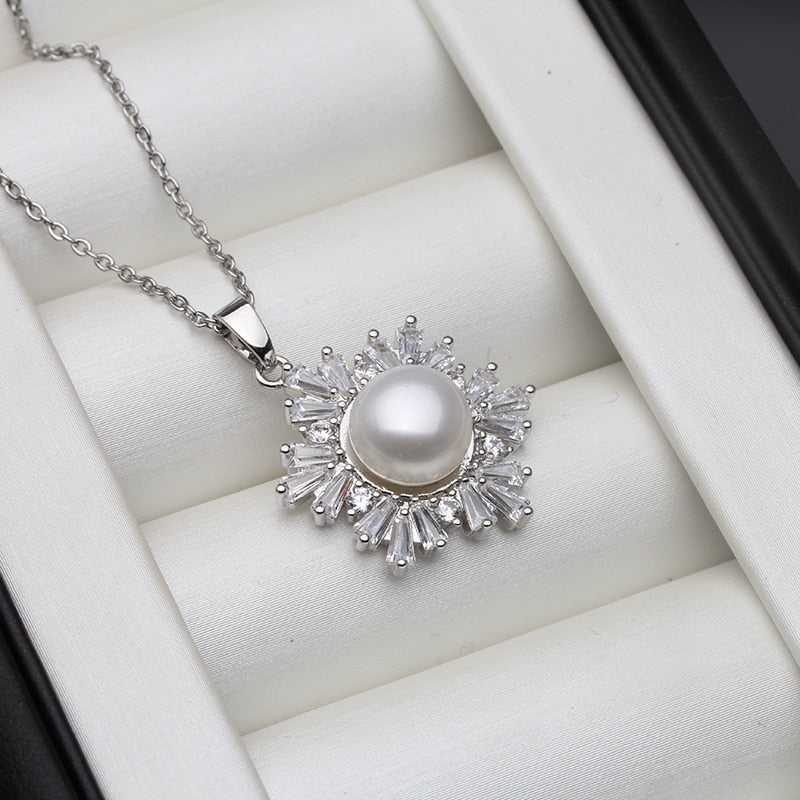 |200000226:29#white pearl pendant