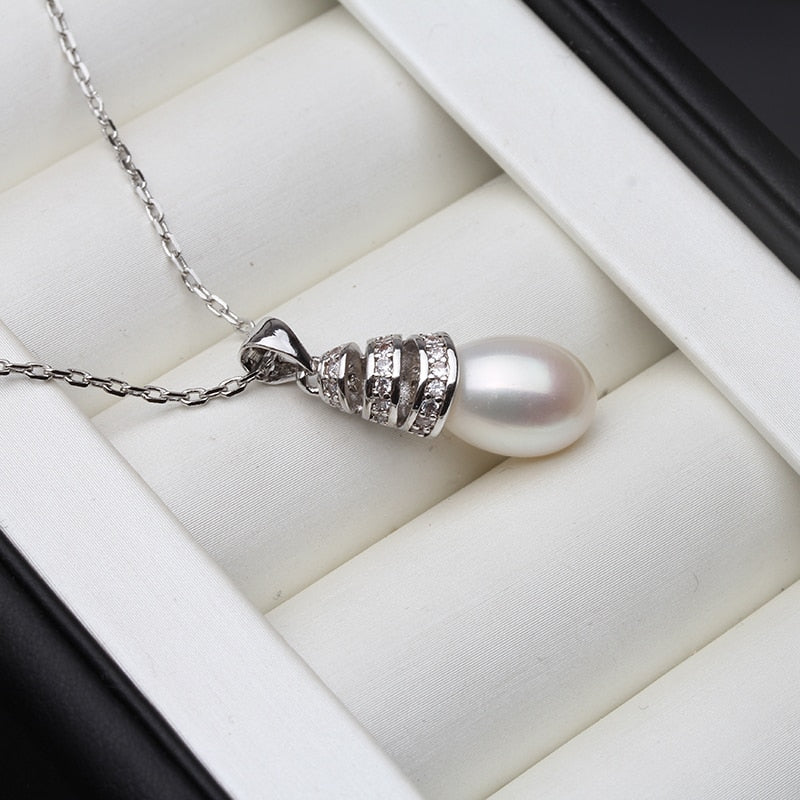 |200000226:29#white pearl pendant