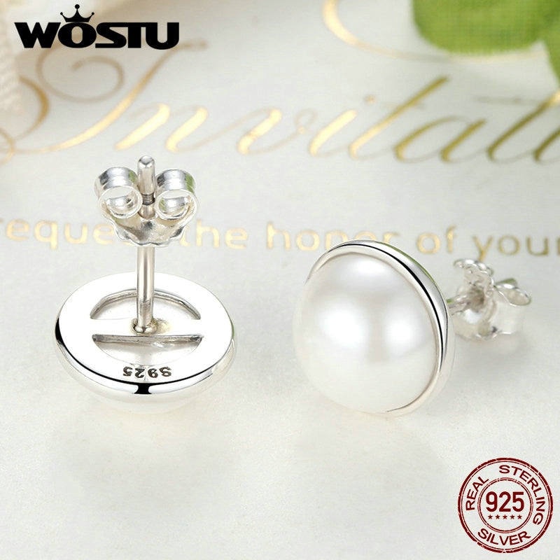 White Pearl Elegant Beauty Stud