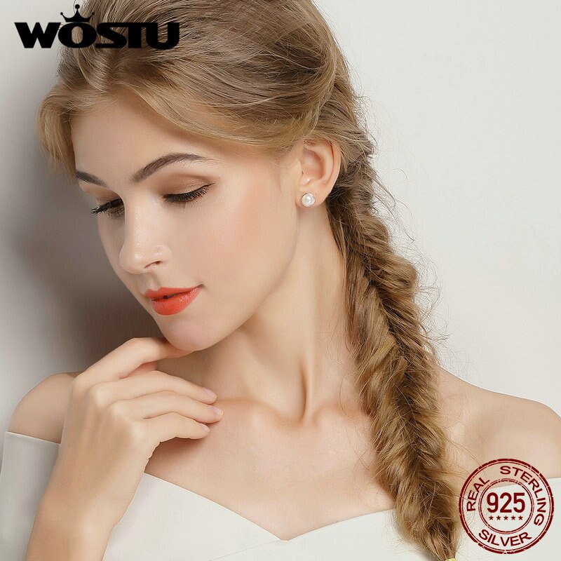 White Pearl Elegant Beauty Stud